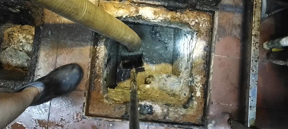 六弓乡污水池清理一般都有毒气，怎么预防中毒呢？