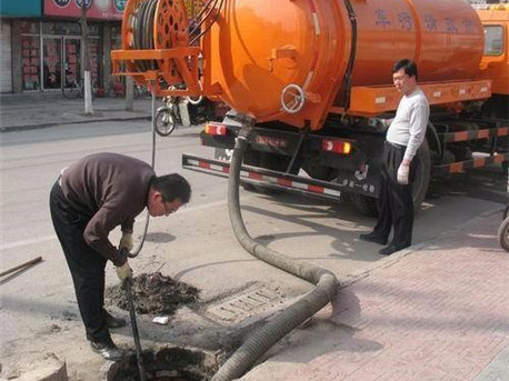 六弓乡清掏化粪池，健康生活从这里开始